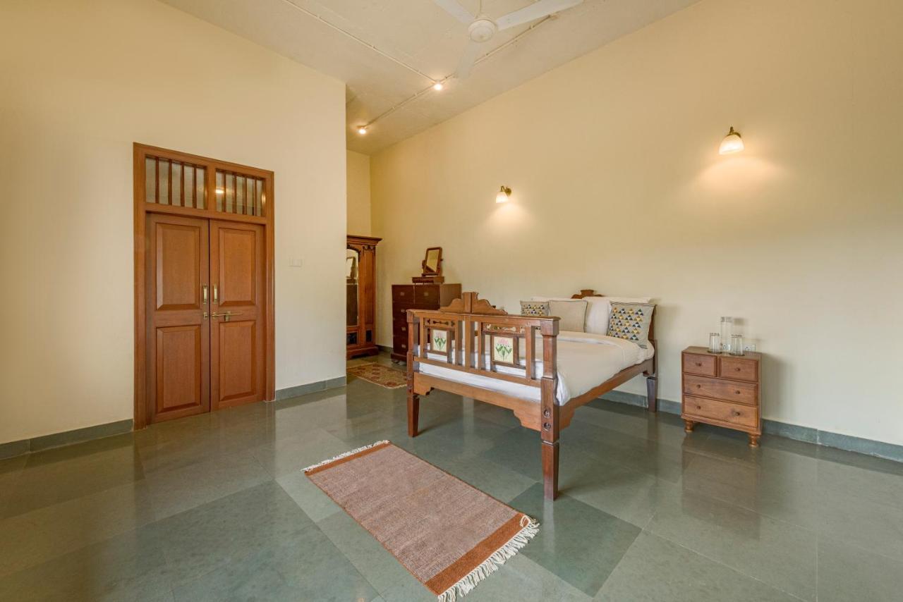 Saffronstays Anantham, Kamshet - Pet-Friendly Lakefront Villa With A Huge Verandah Nethersole Dam Buitenkant foto