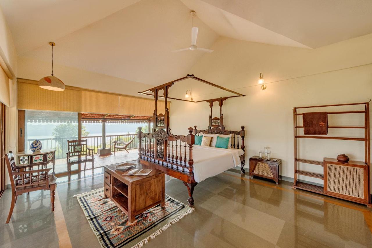Saffronstays Anantham, Kamshet - Pet-Friendly Lakefront Villa With A Huge Verandah Nethersole Dam Buitenkant foto