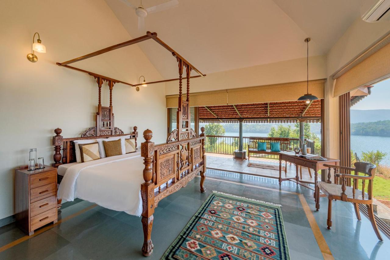Saffronstays Anantham, Kamshet - Pet-Friendly Lakefront Villa With A Huge Verandah Nethersole Dam Buitenkant foto