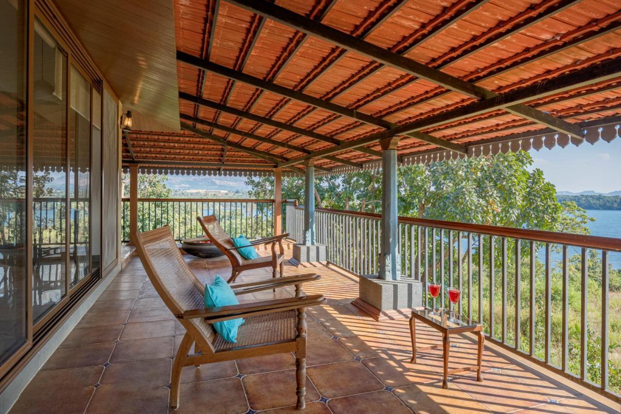 Saffronstays Anantham, Kamshet - Pet-Friendly Lakefront Villa With A Huge Verandah Nethersole Dam Buitenkant foto