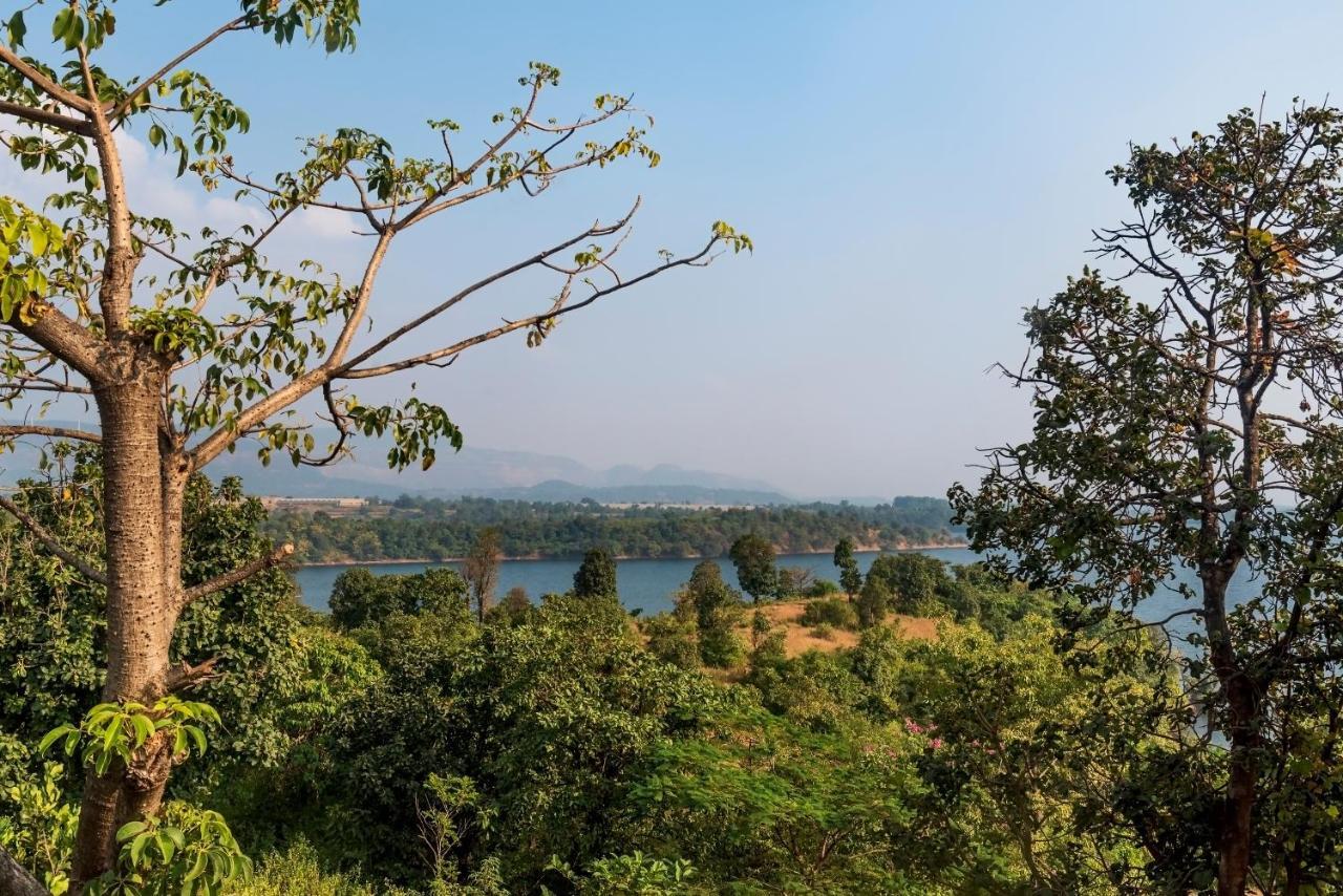 Saffronstays Anantham, Kamshet - Pet-Friendly Lakefront Villa With A Huge Verandah Nethersole Dam Buitenkant foto