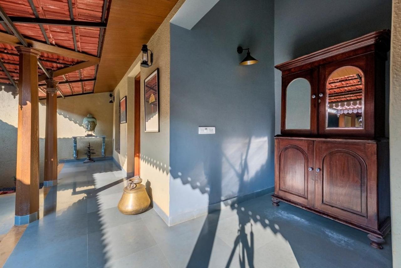 Saffronstays Anantham, Kamshet - Pet-Friendly Lakefront Villa With A Huge Verandah Nethersole Dam Buitenkant foto